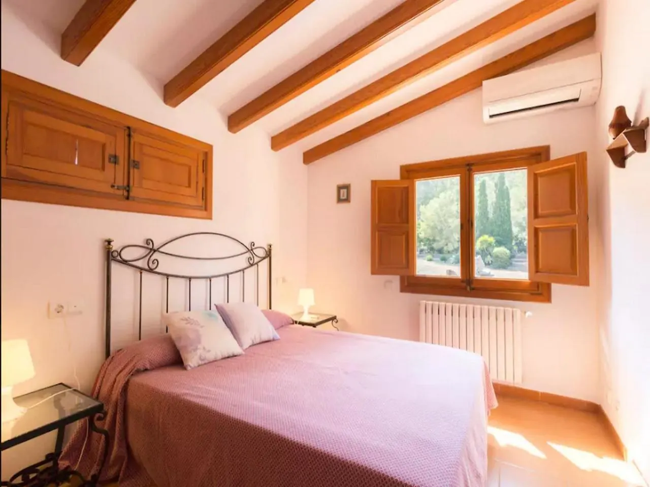 Mountain Beach Villas: Family-Friendly Retreat for Active Travelers Port de Pollenca 0*,  Spain