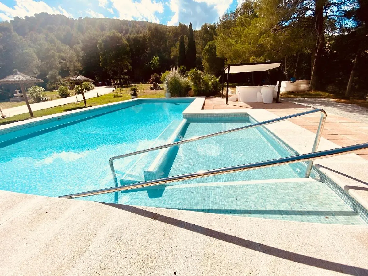 Private Villas Puerto Pollensa For Family Groups, Private Mountain Ideal For Runners, Trailers, Hikers, It Is Approximately 3 Minute Walk From The Beach Spanien