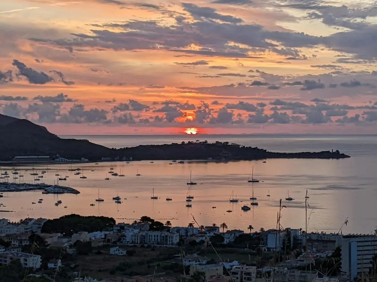 Mountain Beach Villas: Family-Friendly Retreat for Active Travelers Port de Pollenca Spain