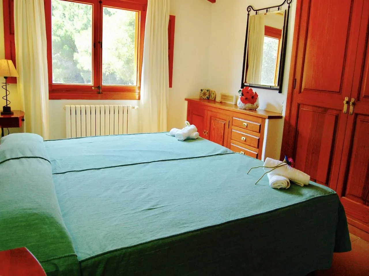 Mountain Beach Villas: Family-Friendly Retreat for Active Travelers Port de Pollenca 0*,  Spain